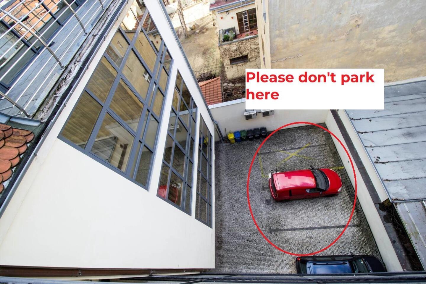 Ruterra Red Roofs View With Garage Apartment ปราก ภายนอก รูปภาพ
